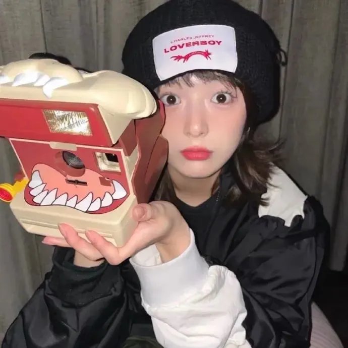 红衣情迷